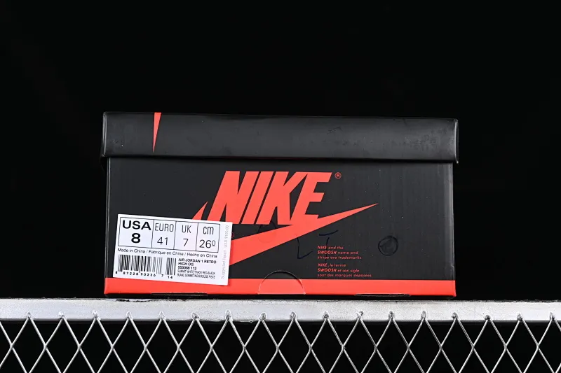 All Categories Air Jordan Jordan Series Basketball Shoes Air Jordan 1 High Air Jordan 1 Retro High OG Black and White Red Toe Six Crown Poker Basketball Shoes 555088-112